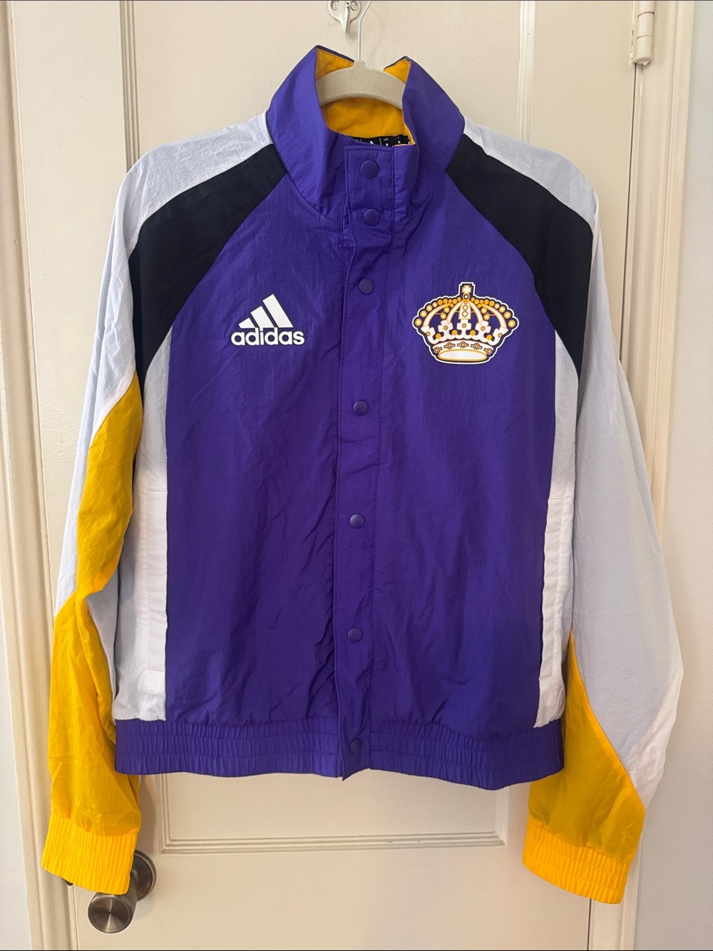NWT! adidas NHL Los Angeles Kings Reverse Retro Jacket